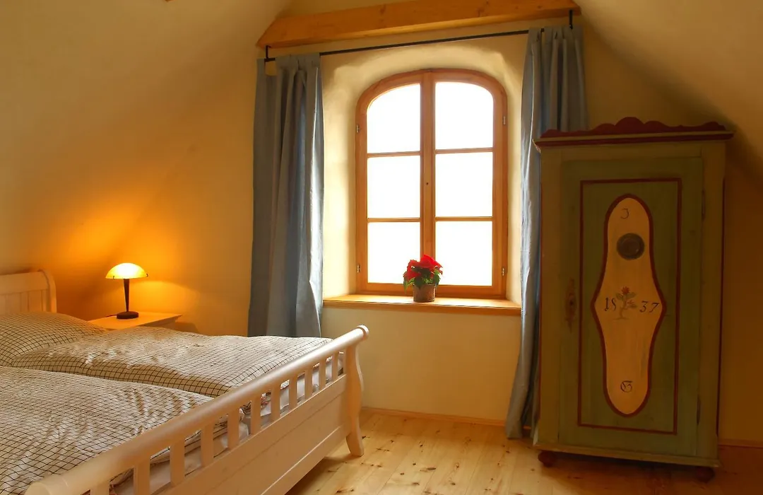 Ferienhaus zum Rundling-1